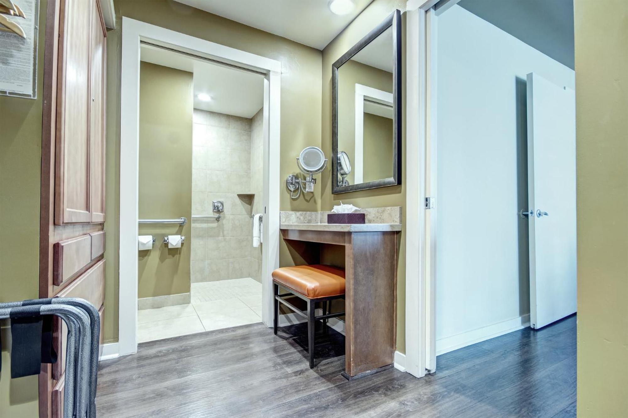 Wyndham Orange Tree 1br With Access * Phoenix
